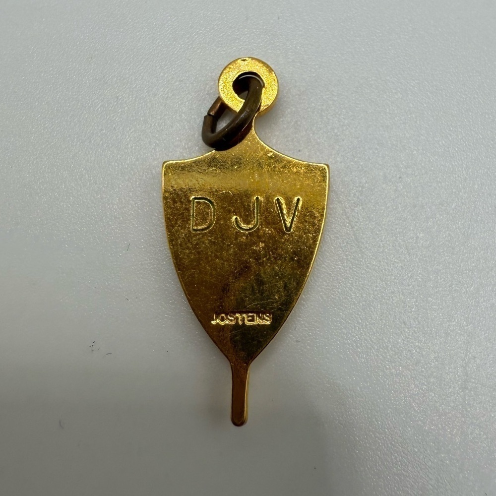 Vintage Jostens Senior 1993 Enamel Shield Charm Gold Tone Pendant - Picture 2 of 2